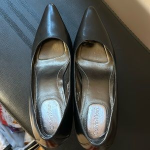 Formal shoes